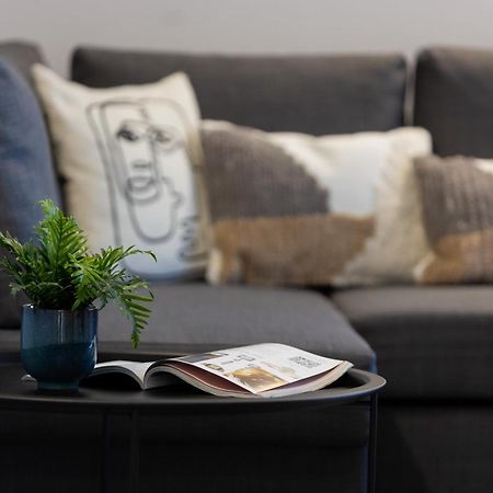 Metro Plac Wilsona Apartments Mickiewicza By Noclegi Renters Warszawa Eksteriør billede