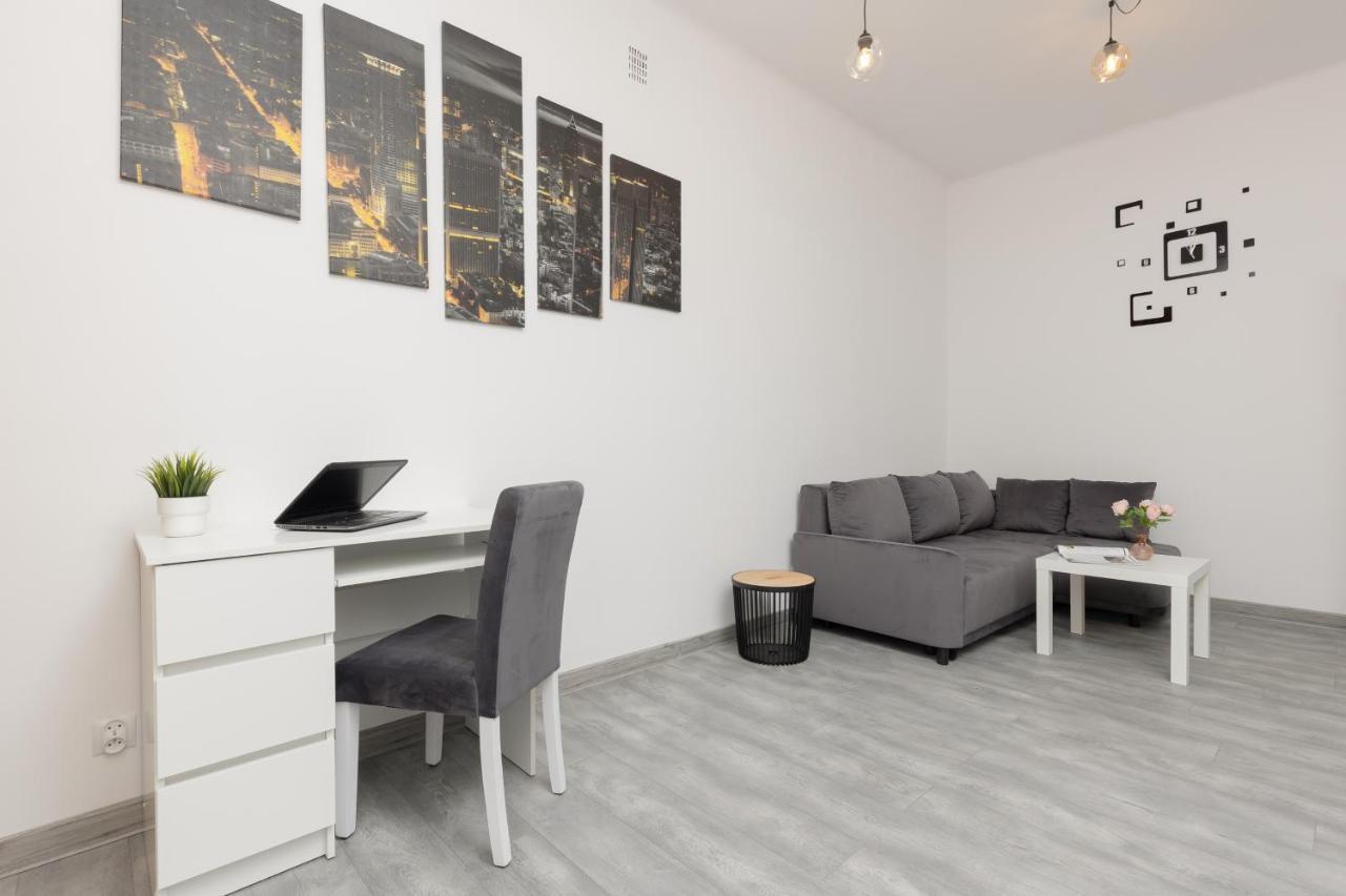 Metro Plac Wilsona Apartments Mickiewicza By Noclegi Renters Warszawa Eksteriør billede
